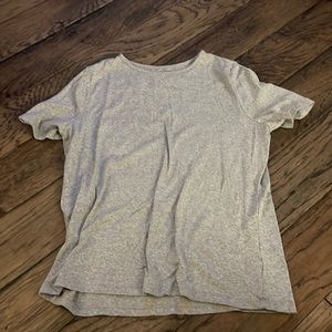 Gray t shirt